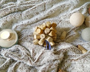 DIY boule de noel en liege - chicon choc - blog lille